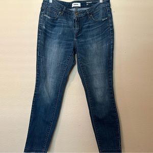 Sonoma skinny jeans with frayed bottoms